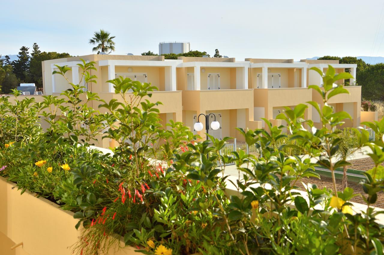 Residence Mar Mediterraneo Quartu SantʼElena Exteriör bild