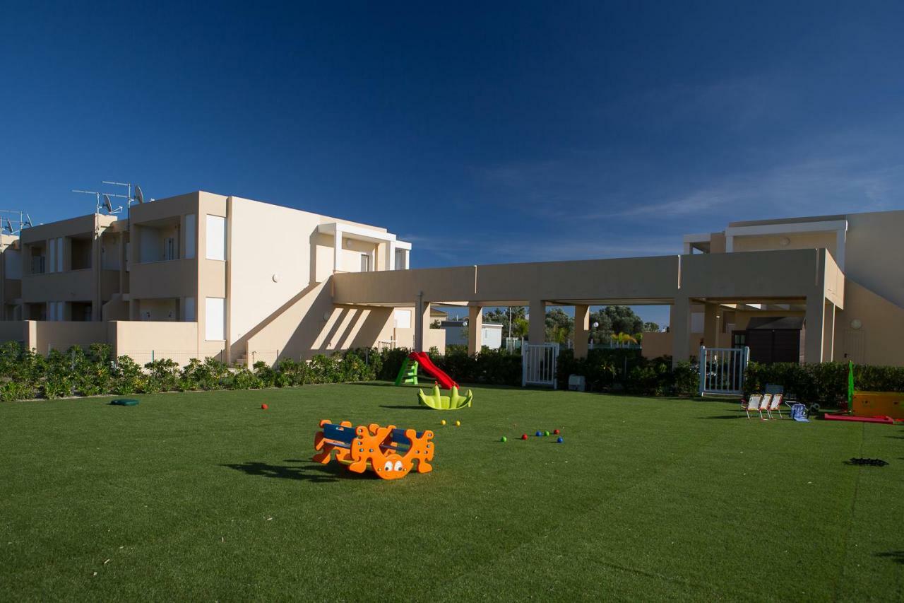 Residence Mar Mediterraneo Quartu SantʼElena Exteriör bild