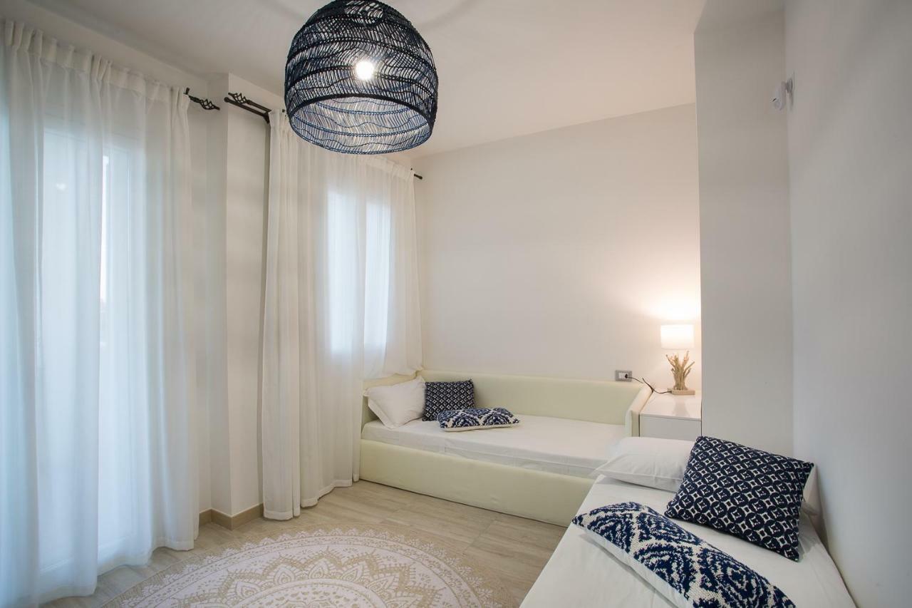 Residence Mar Mediterraneo Quartu SantʼElena Exteriör bild