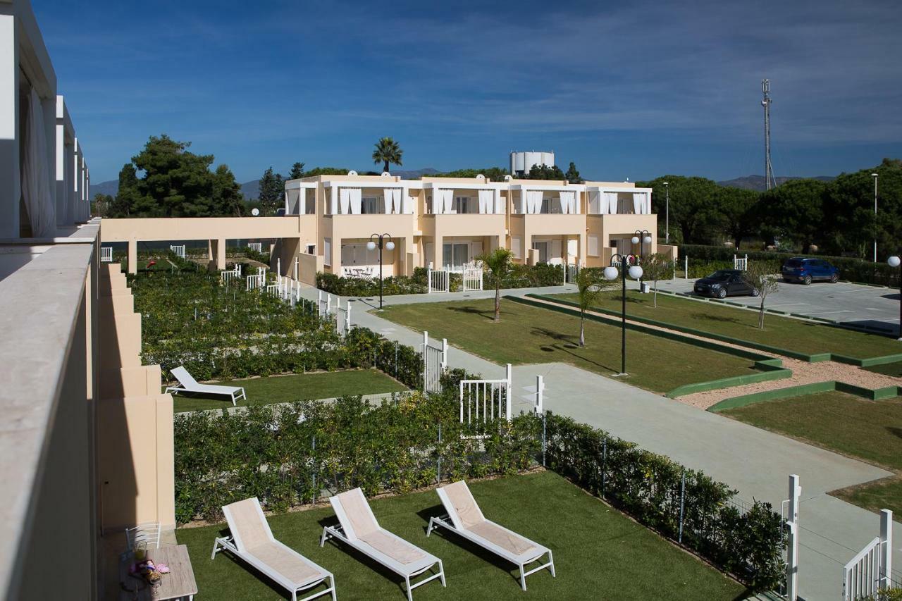 Residence Mar Mediterraneo Quartu SantʼElena Exteriör bild